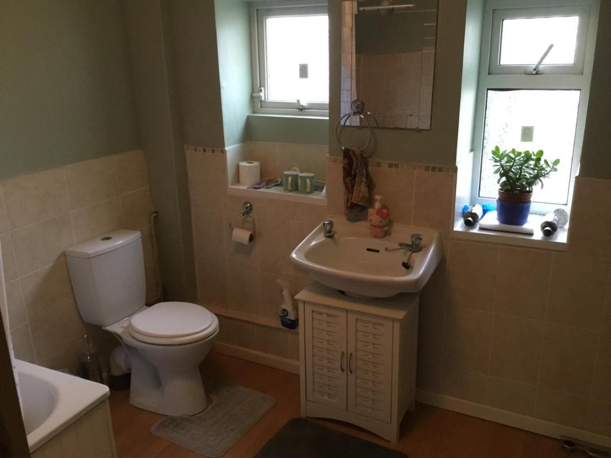 Apartment With Shared Garden And Basic Equipments Plymouth Exteriör bild